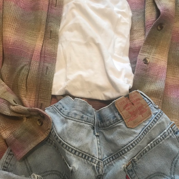 •VINTAGE 90’s EXPRESS PLAID BUTTON DOWN• - Picture 5 of 6